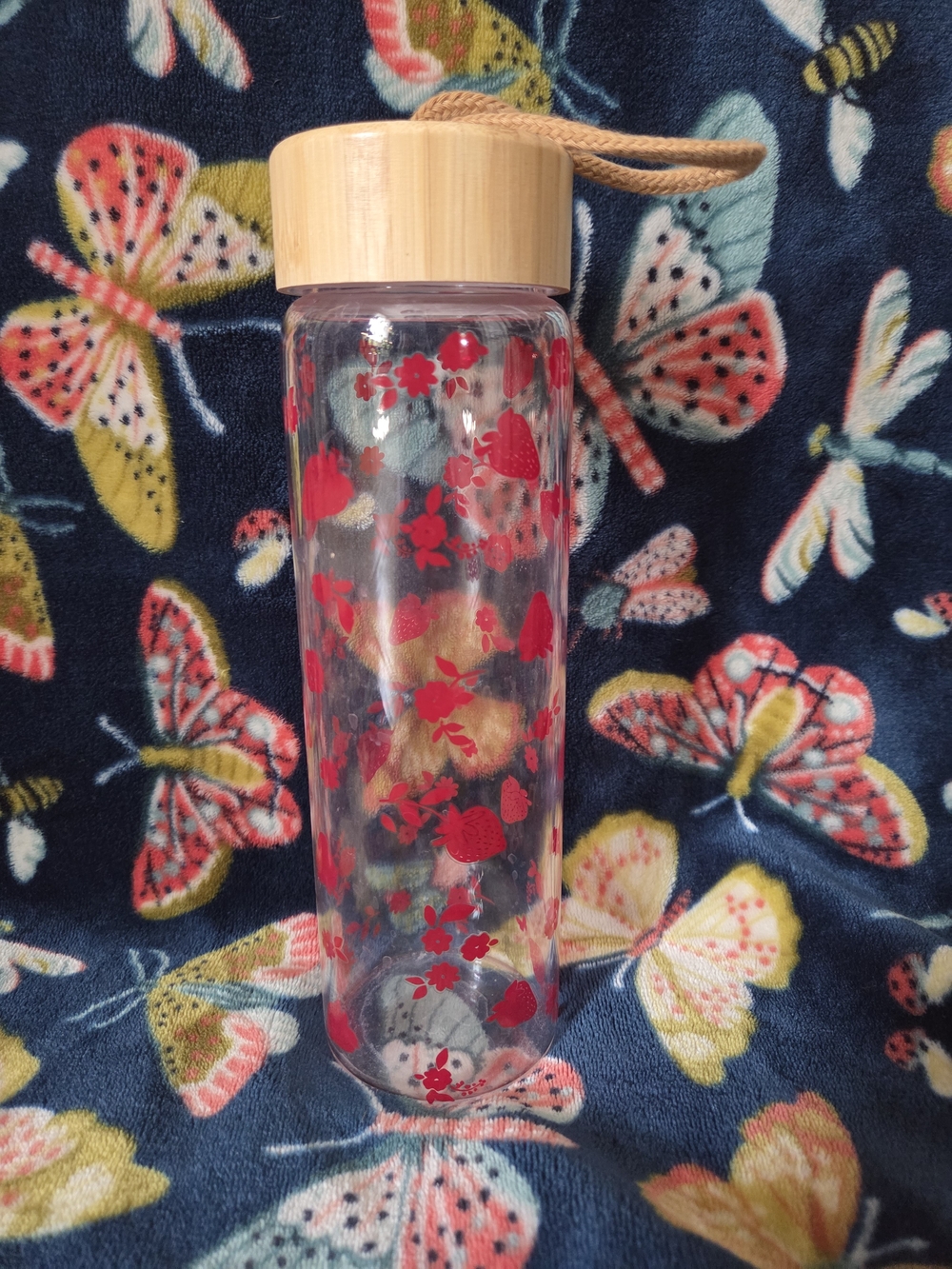 Clear Glass Strawberry Water Bottle with Bamboo Lid - Red